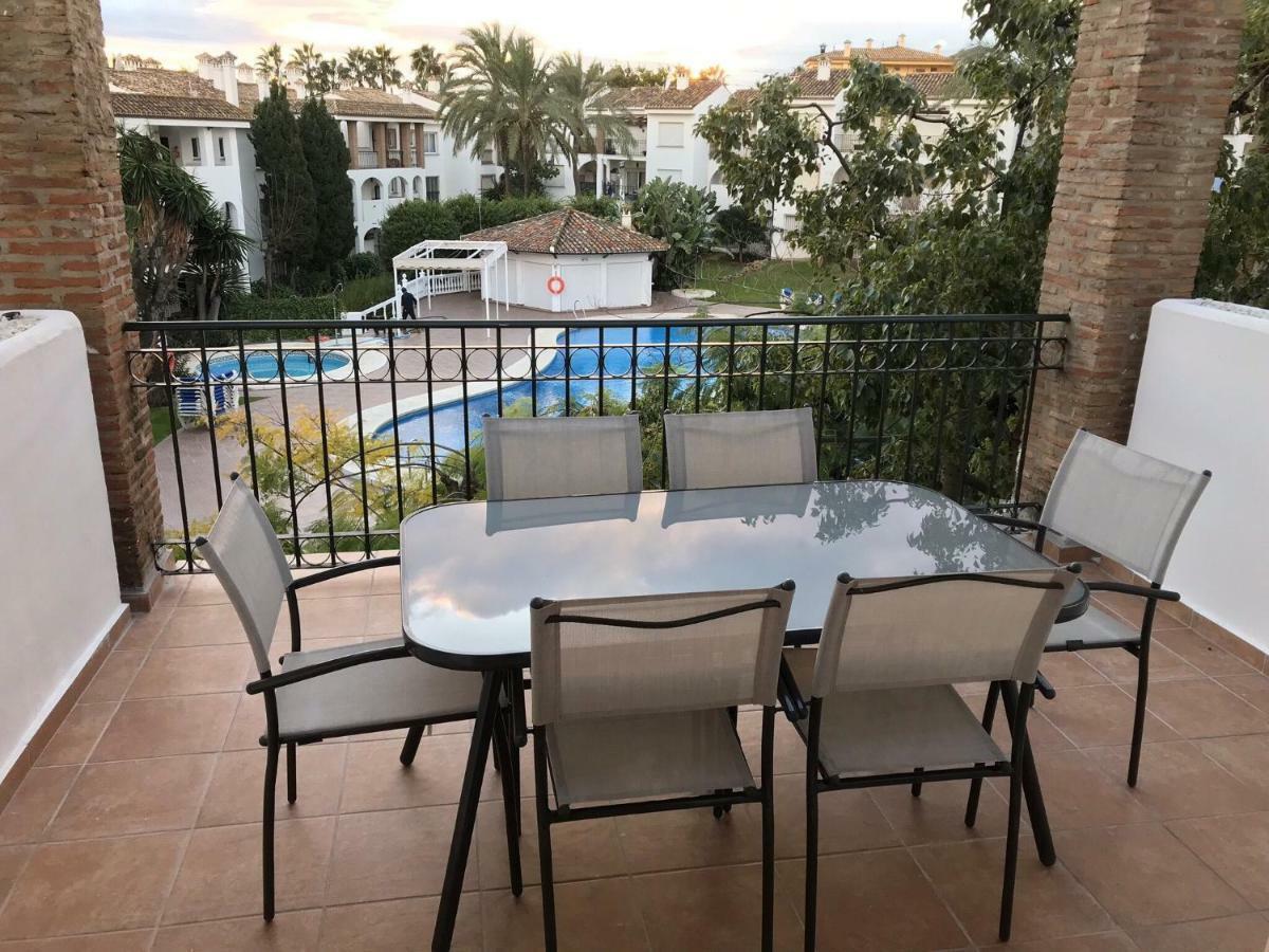 Marbella - Estepona Beach Frontline Apartment Exterior photo
